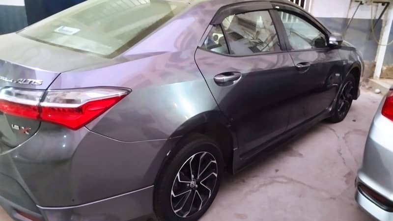 Toyota Corolla 1.6 X Altis SR Special Edition 2023 3