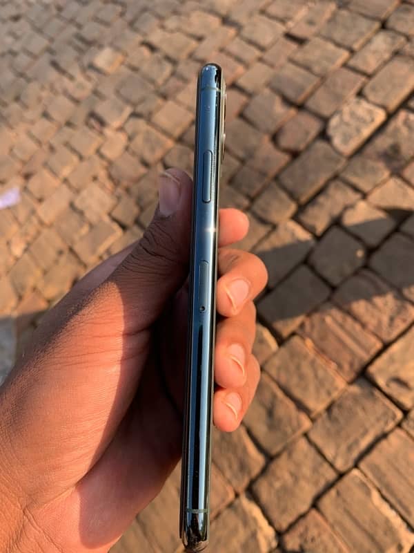 iPhone 11 Pro Max 256GB 8