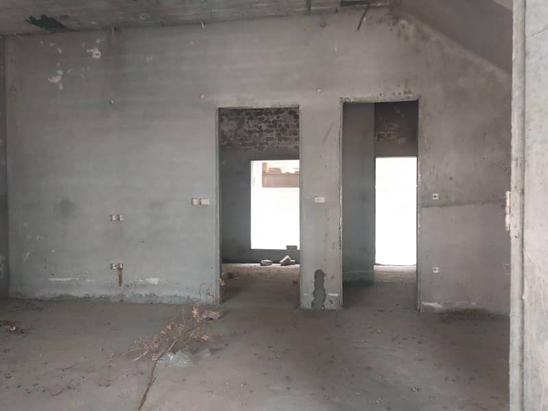 5 Marla Single Story Gray Structure House For Sale In R-Block Khayaban e Amin Society Lhr. 4