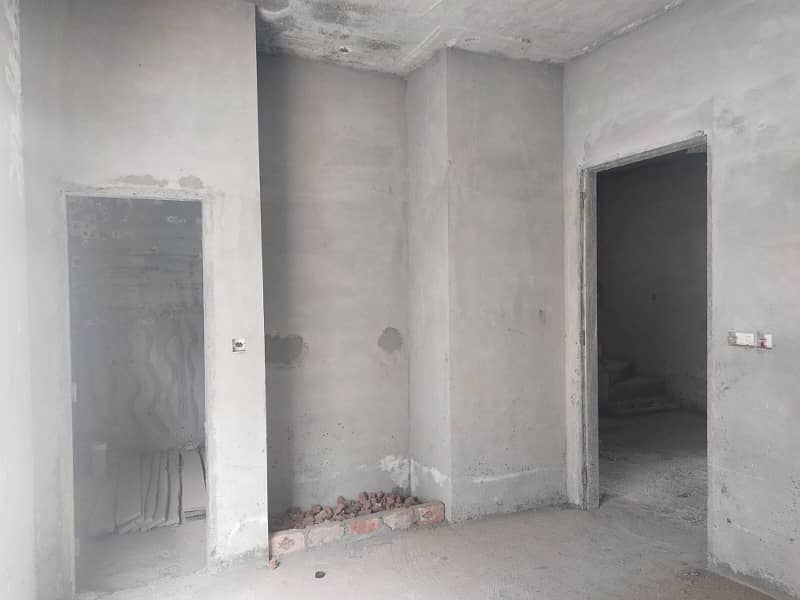 5 Marla Single Story Gray Structure House For Sale In R-Block Khayaban e Amin Society Lhr. 10