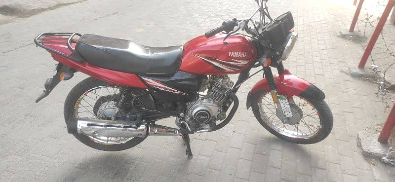 Yamaha yb125z for sale modle 2018 Punjab number 1