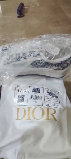 Christian Dior original 36 size.