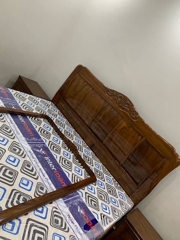 seesham pure wood Bed set Not used (Jis mrzi expert ko check krwain) 3