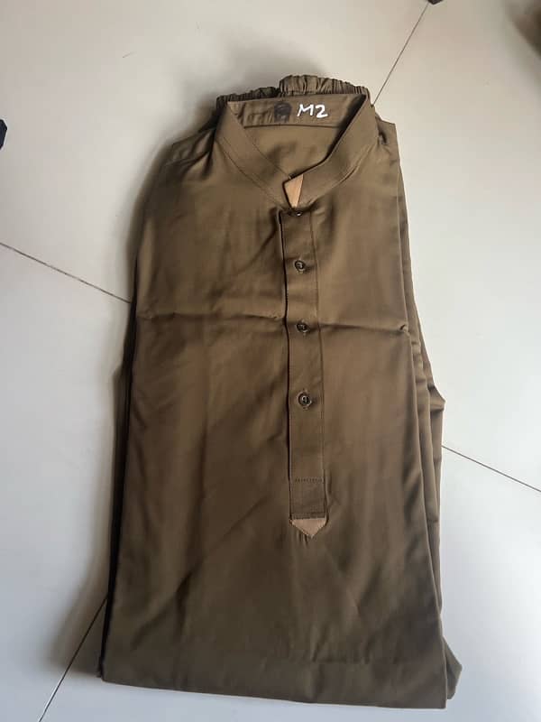 Pre-Loved Washing Wear Suit - Elegant & Comfortable 0