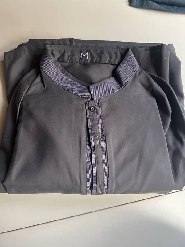 Pre-Loved Washing Wear Suit - Elegant & Comfortable 11