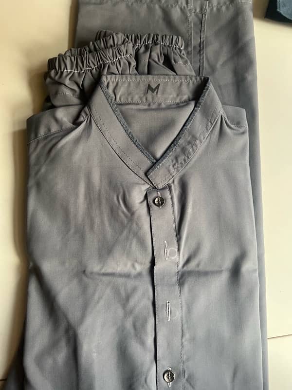 Pre-Loved Washing Wear Suit - Elegant & Comfortable 12