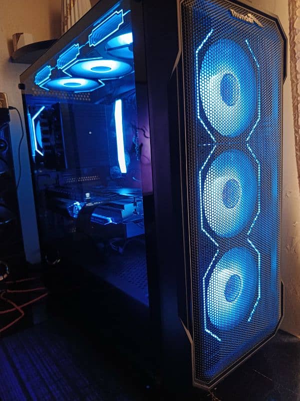 Newly Built Gaming PC - High End Performance 2