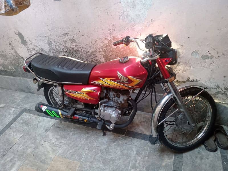 Honda cg 125 fit bike all Punjab number 20/21model ha 0