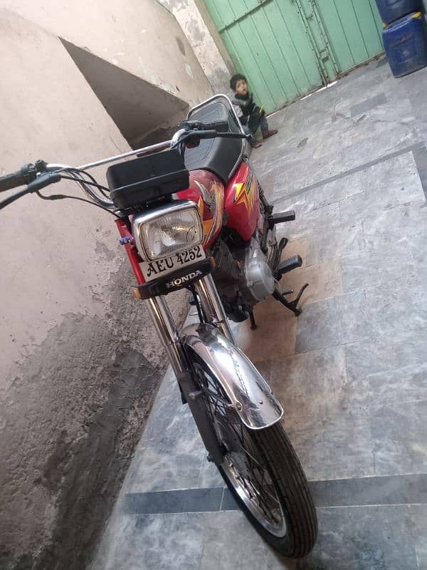 Honda cg 125 fit bike all Punjab number 20/21model ha 3