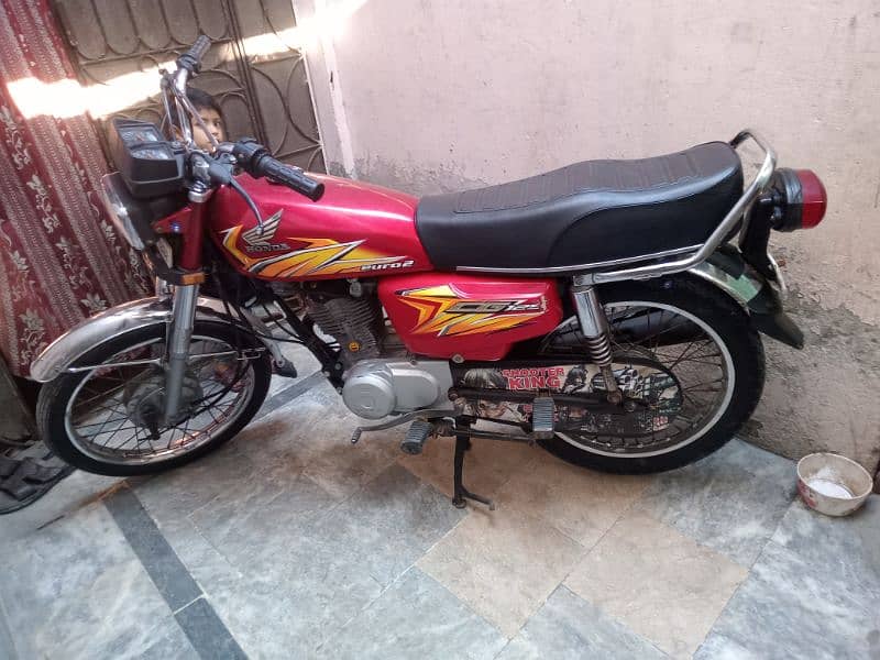 Honda cg 125 fit bike all Punjab number 20/21model ha 5