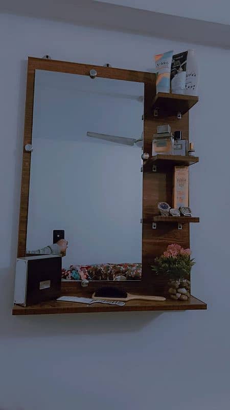 wall mirror, dressing , 2