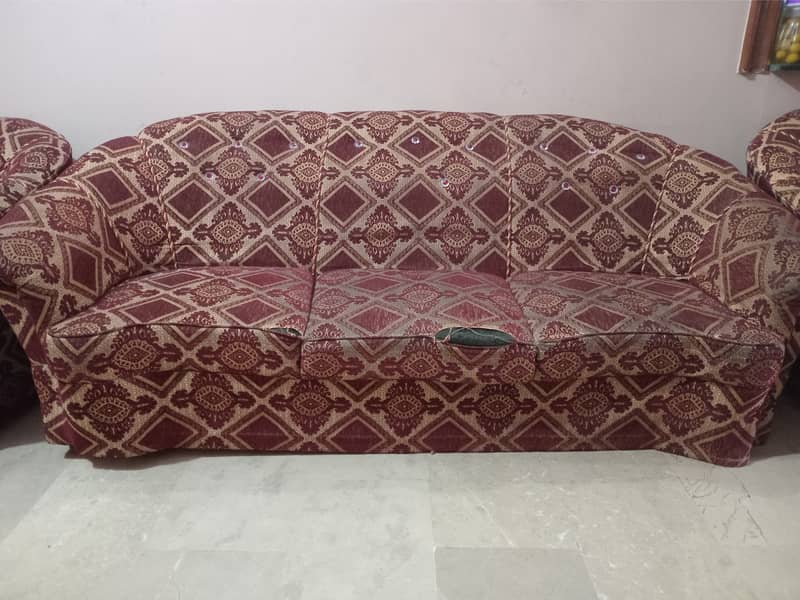 7 seater red velvet sofa set 1