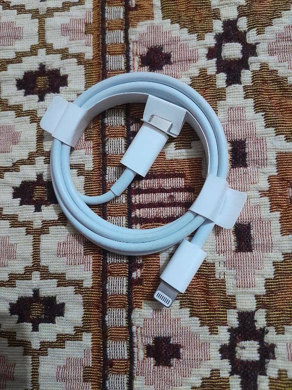 Iphone 14 pro max original box pack cable 0