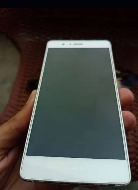 Huawei P9 lite       (10/10 condition) 3