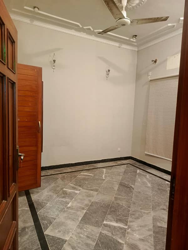 4marla 2beds TV lounge kitchen attached baths neat clean upper portion for rent in G 13 1 Islamabad 5