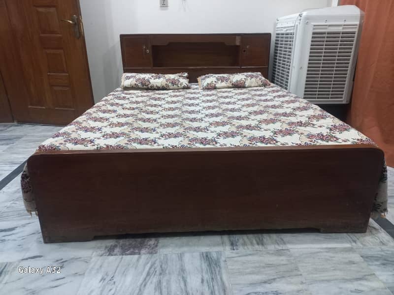 wooden bed 1