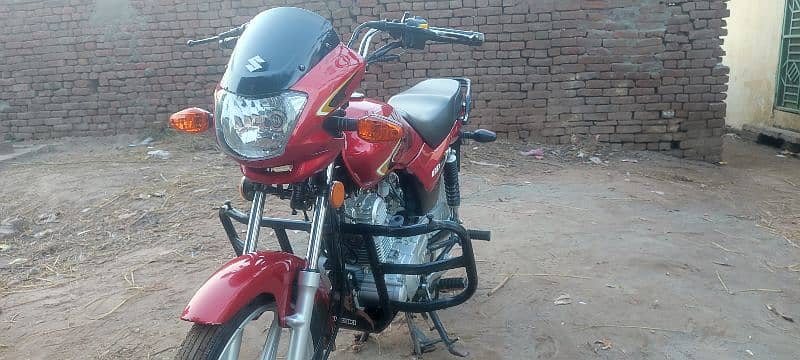 Suzuki GD 110s 4