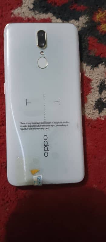 oppo f11  8/256 2