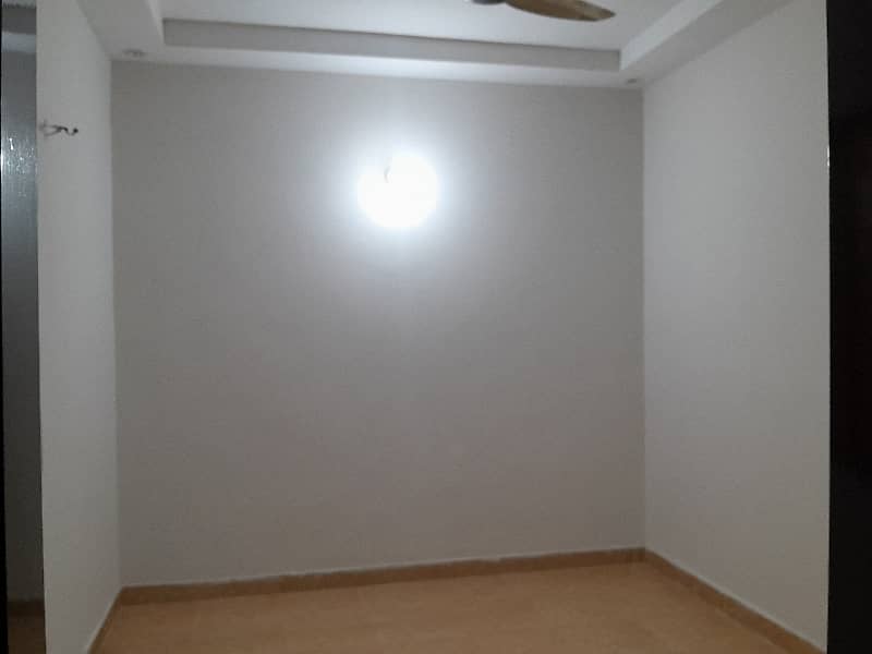 2 Bed Lounge Portion For Rent Nazimabad 3 2