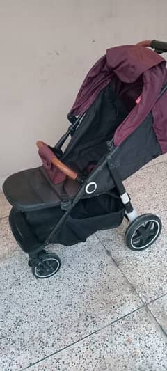 Gently Used Baby Pram – Excellent Condition!