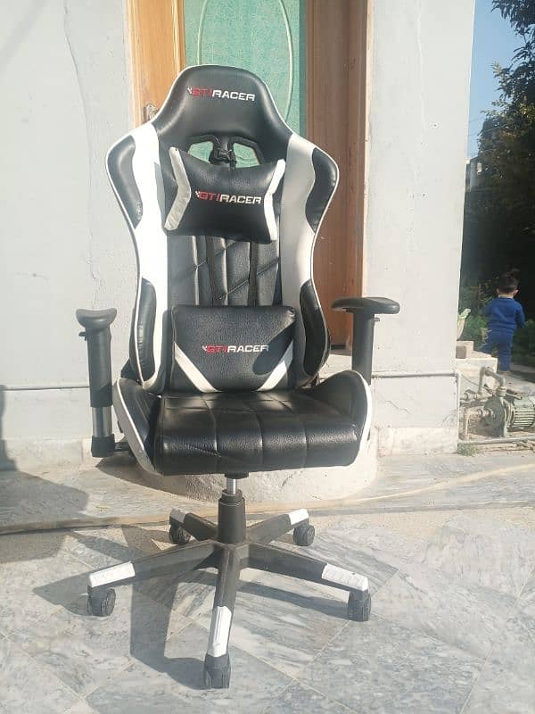 GTRacer Gaming Chair 4