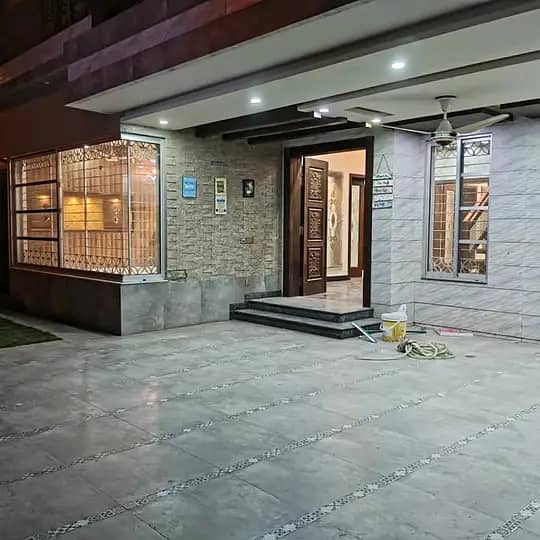 1 Kanal Beautiful House For Rent In Bahria Town Lahore 1