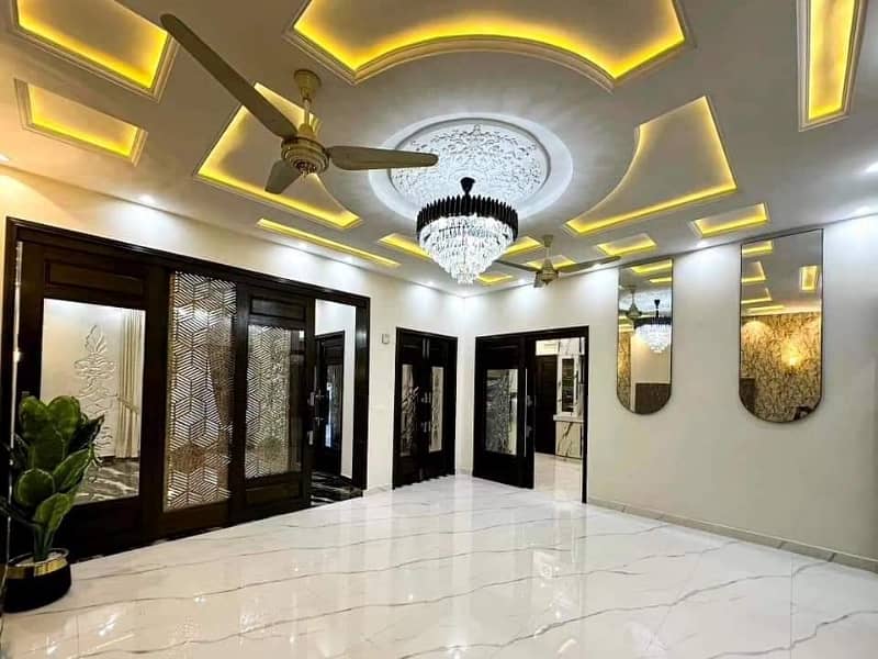 10 Marla Luxury House For Sale In Bahria Town Lahore 8