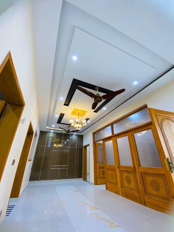 7 Marla Corner Used Like Brand New House For Sale in Bahria Town Lahore Bahria Town Lahore 3