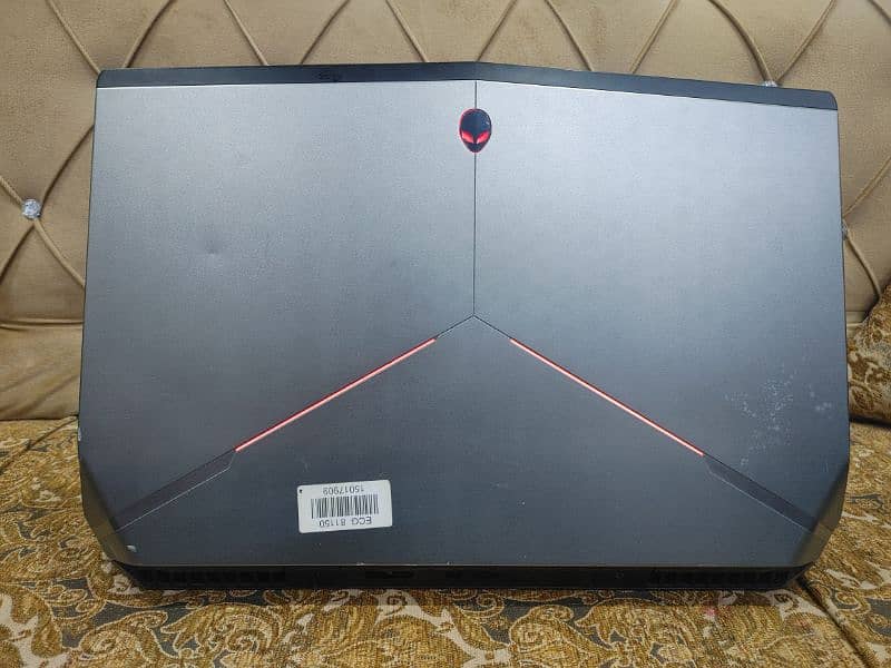 DELL ALIENWARE 17 R2 Gaming Laptop 2