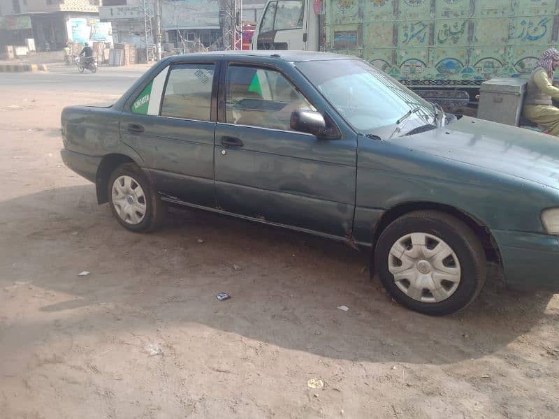 Nissan Sunny 1991 7