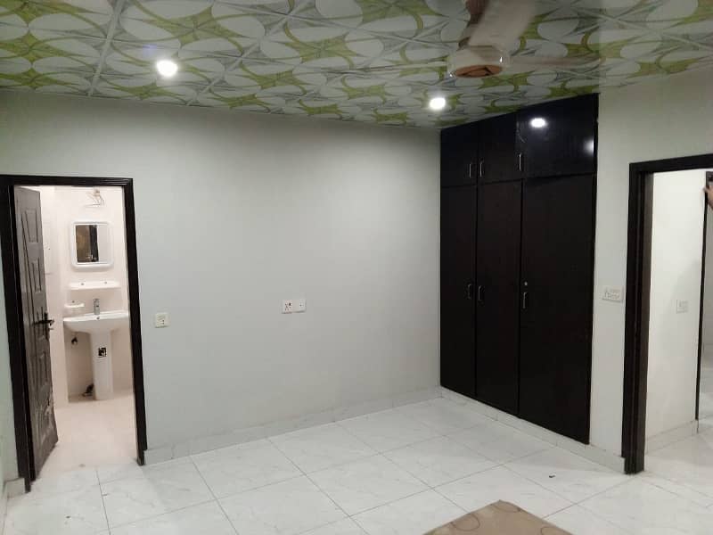 One Bed Apartment For Sale In Bahria Town Lahore At Prime Location On Investor Rate 8