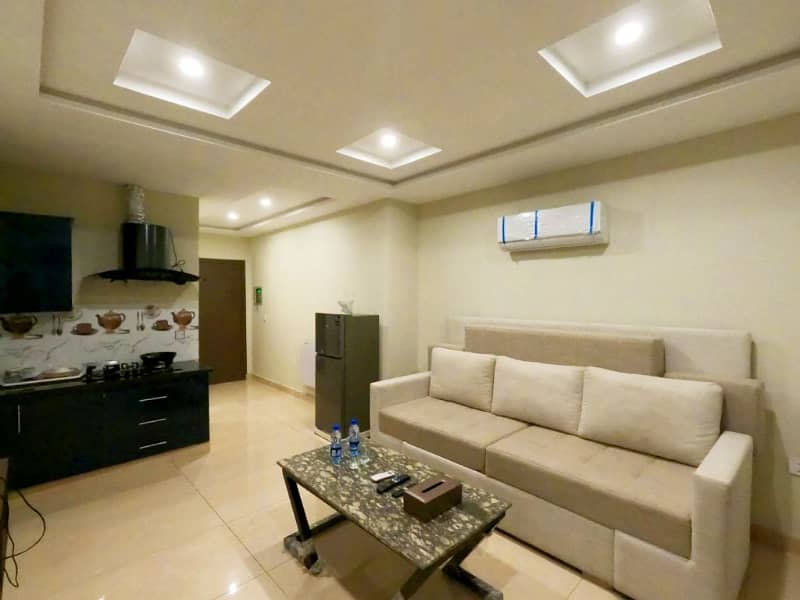 1 Bed Apartment For Sale In Bahria Town Lahore On Investor Rate 16