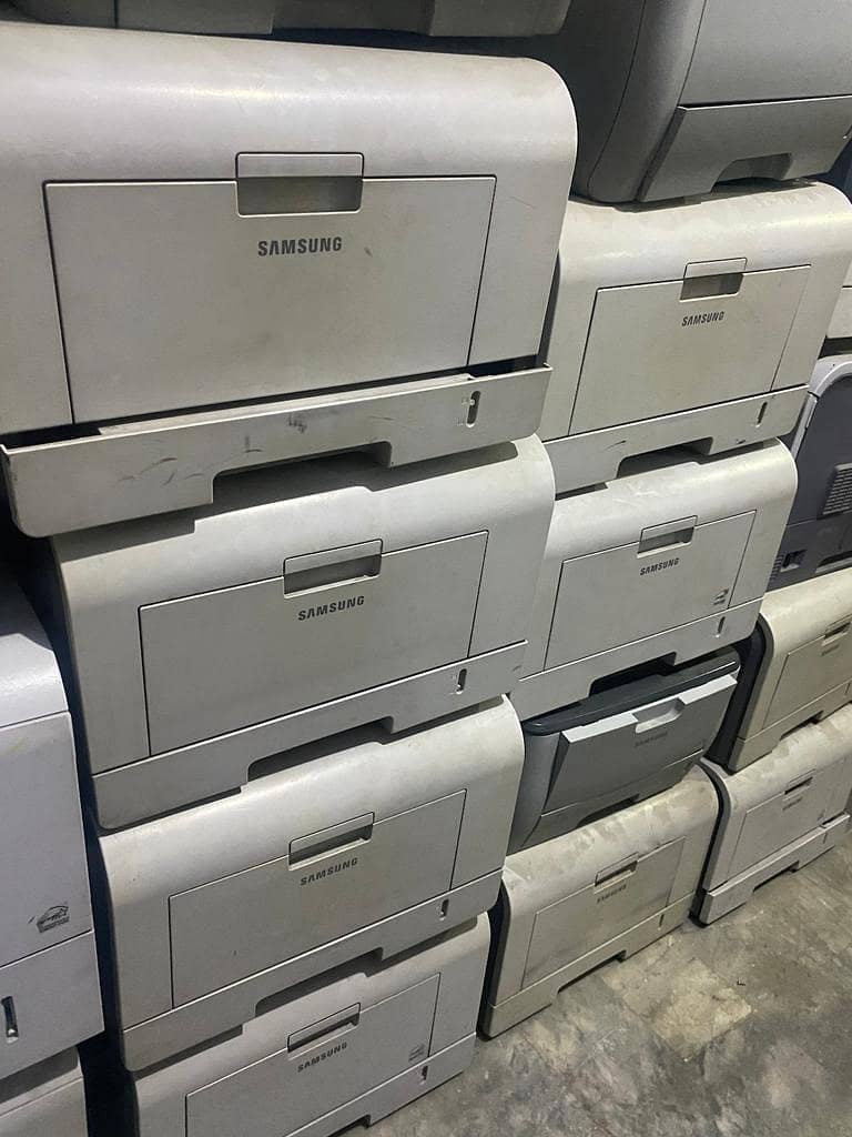 Black Laser Printers  Samsung 1