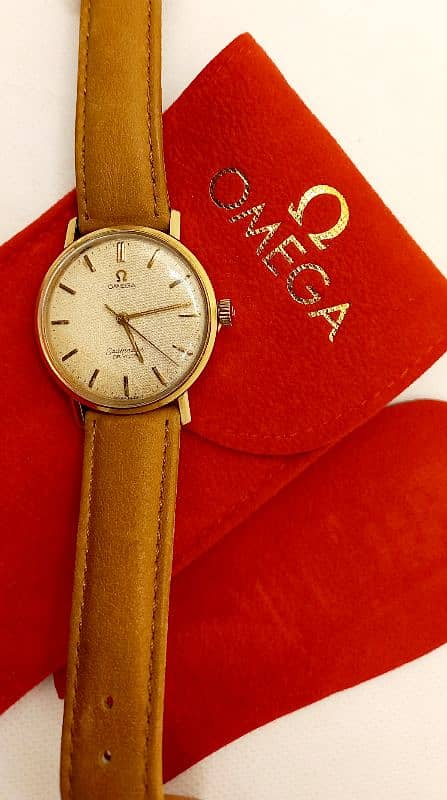 Omega 14 karat Yellow Gold Semaster Deville Manual Winding Swiss Made 1