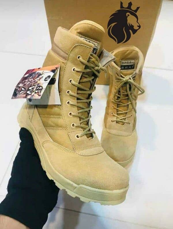 •  Men's Army Boots 3