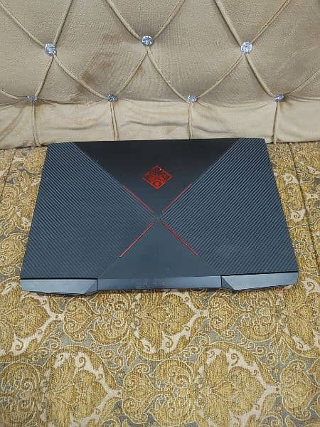 HP OMEN 17 - Gaming Laptop (8GB Graphics Card) 2