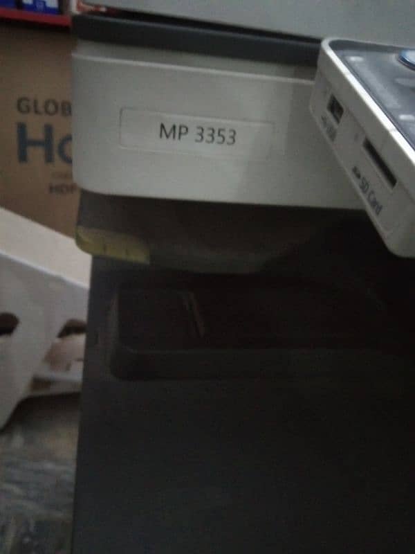 Photo Copy machine Richo 3351.    and Richo 3353 Tow machine sale 10