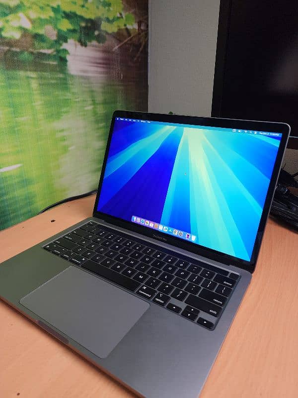 M1 Macbook Pro 2020 0