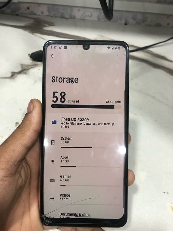 sharp aquis zero 5G 2