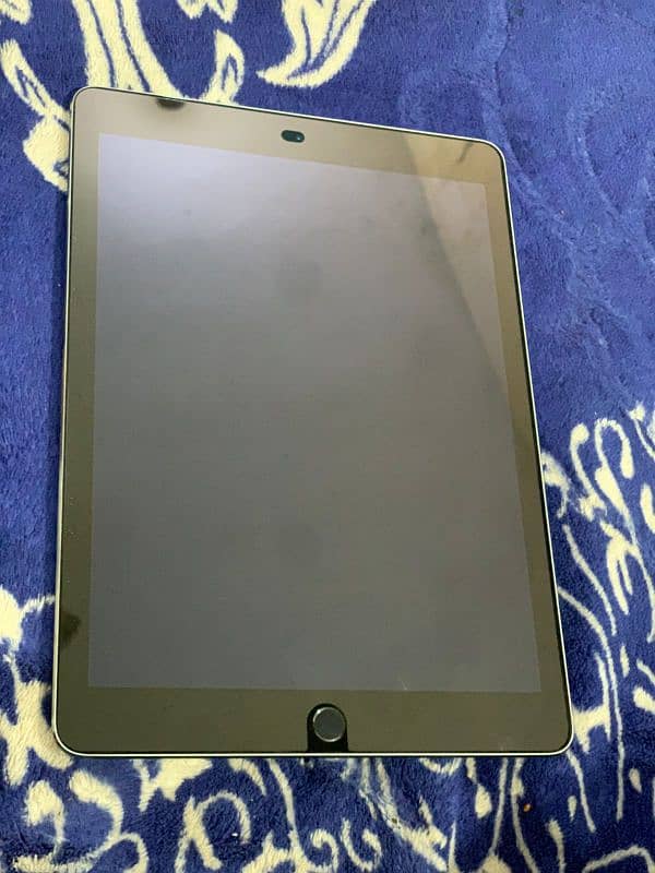 ipad AIR 2 32GB FULL LUSH CONDITION 1