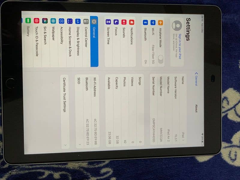 ipad AIR 2 32GB FULL LUSH CONDITION 6