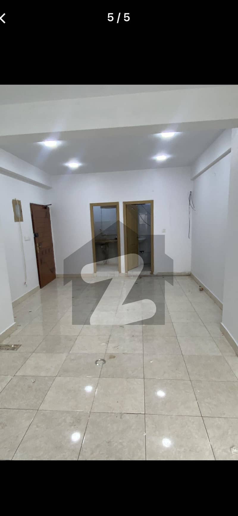 Prominently-Located Office Available In Shahra-E-Faisal For Rent With Parking 2