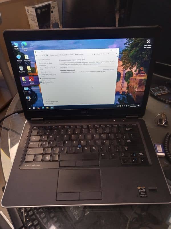 Dell E7440 0