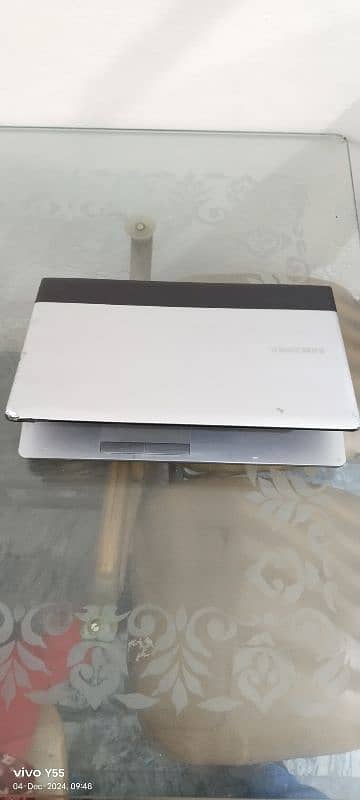 SUMSUNG LABTOP 0