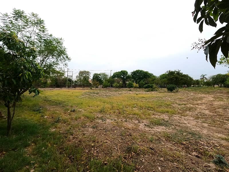 A Residential Plot Of 4 Kanal Green Forts 2 21