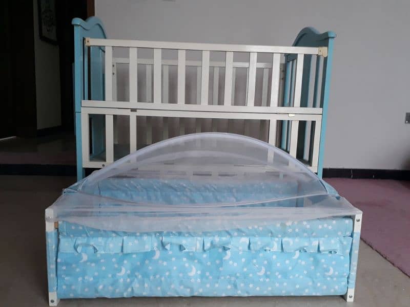 wooden baby cot 4