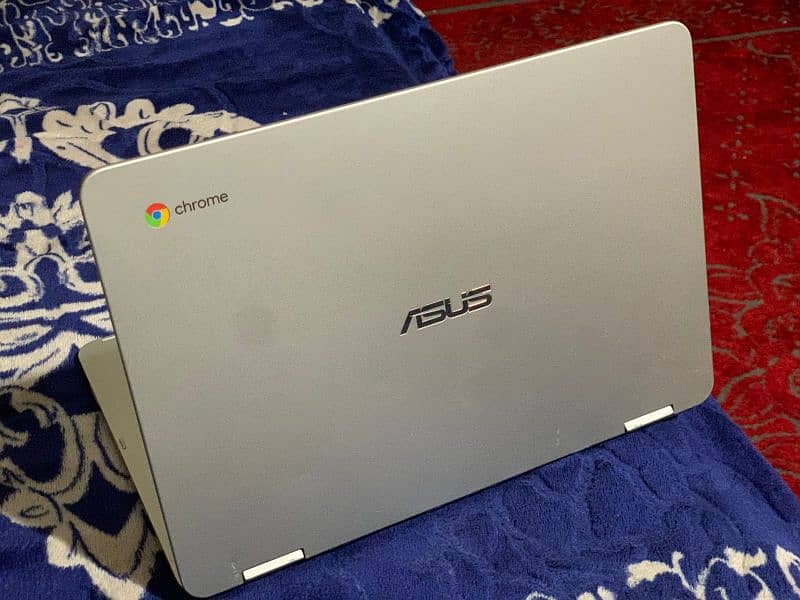 Asus chromebook M3 9th gen 8gb ddr4 ram 32gb ssd  360 Rotate touch 1