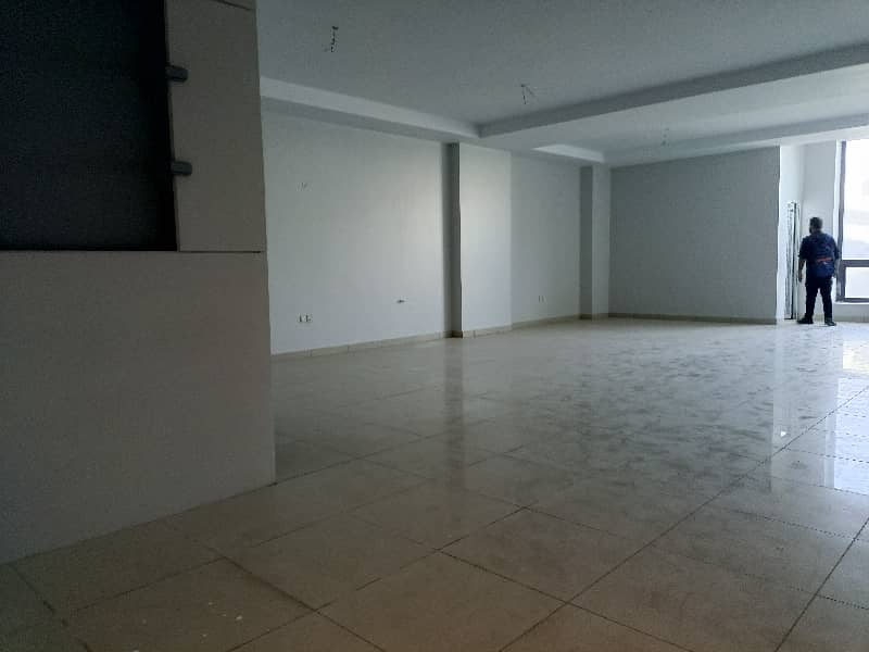 Prime Location Commercial Office Space on rent in office building 7