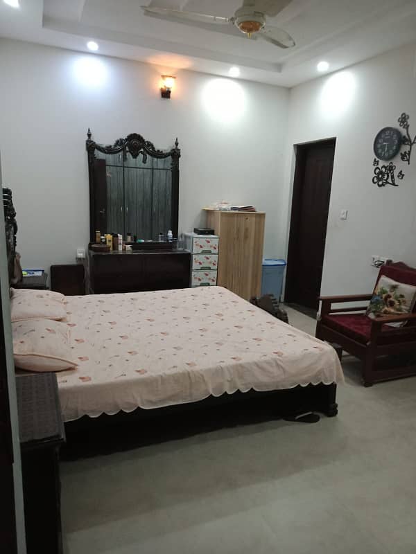 10 Marla Upper Portion Available For Rent In Nasheman Iqbal Near College Road 4