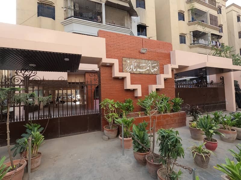 Looking For A Prime Location Flat In Bufferzone - Sector 15-A/5 Karachi 1